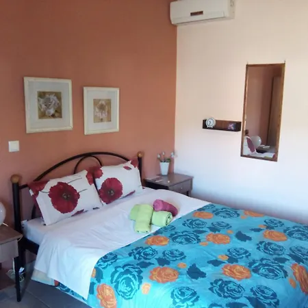 بيت ريفي Musses ستراتونيون